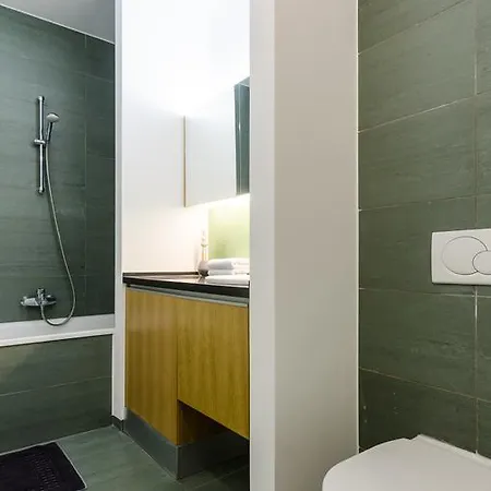Balatonbee Apartman * Balatonlelle