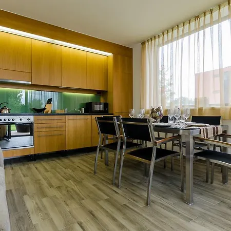 Balatonbee Apartman Διαμέρισμα