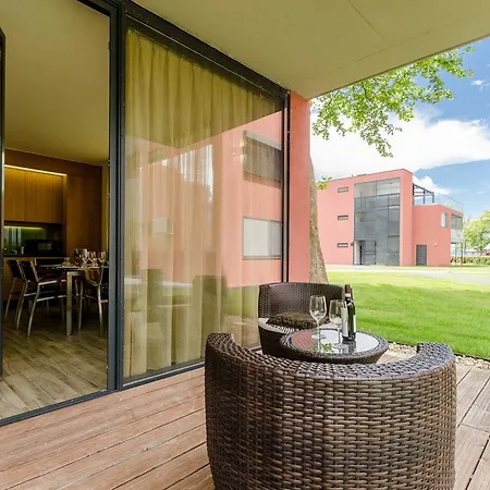Balatonbee Apartman * Balatonlelle
